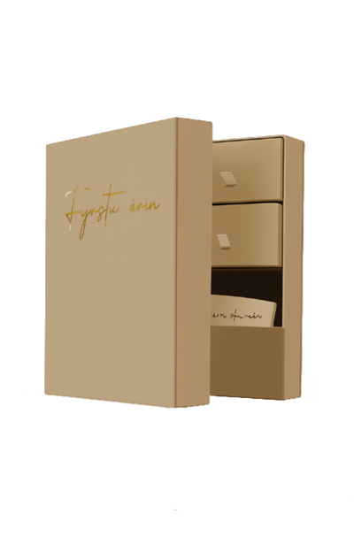 Fyrstu Árin - Minningarbox