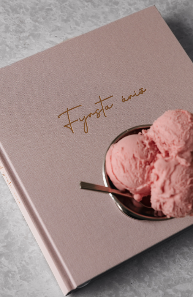 Fyrsta árið - Minningabók - Bleik