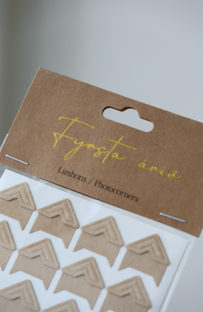 Fyrsta Árið - Photo Corners