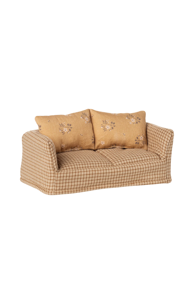 Couch Mouse - Mable