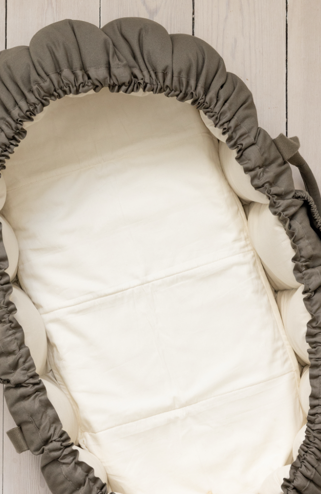 Vatnshelt Lak f/Sebra Babynest