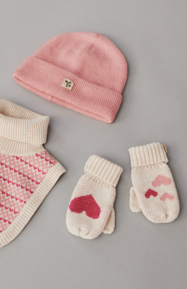 Beanie Omalas - Rose