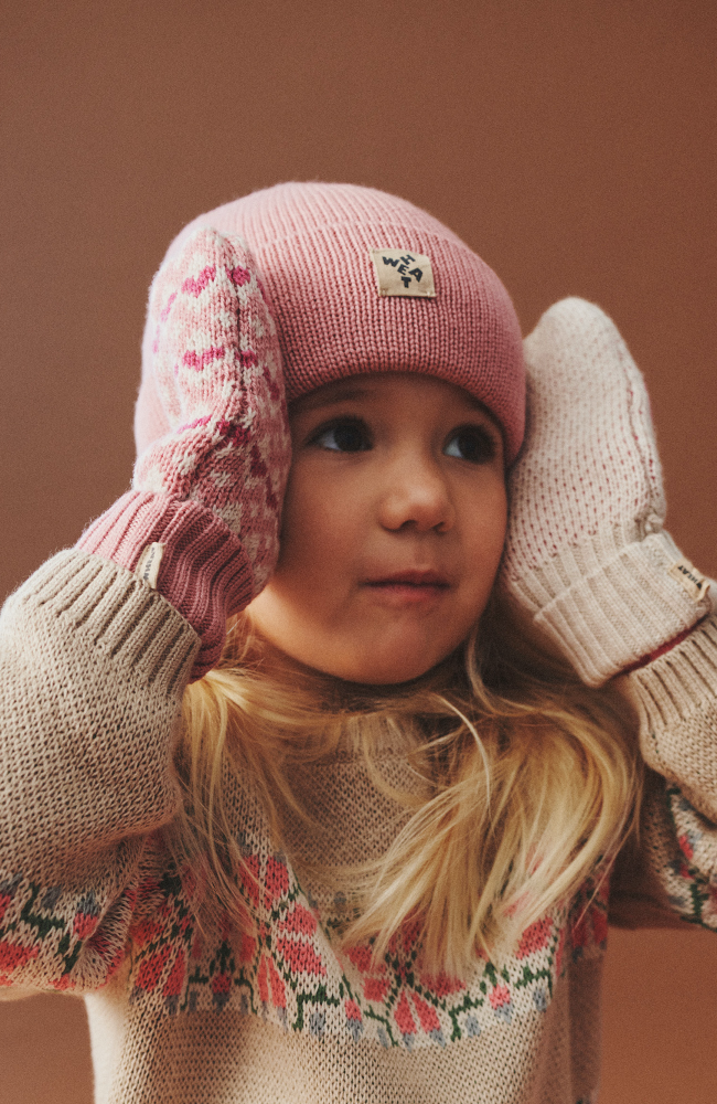 Beanie Omalas - Rose