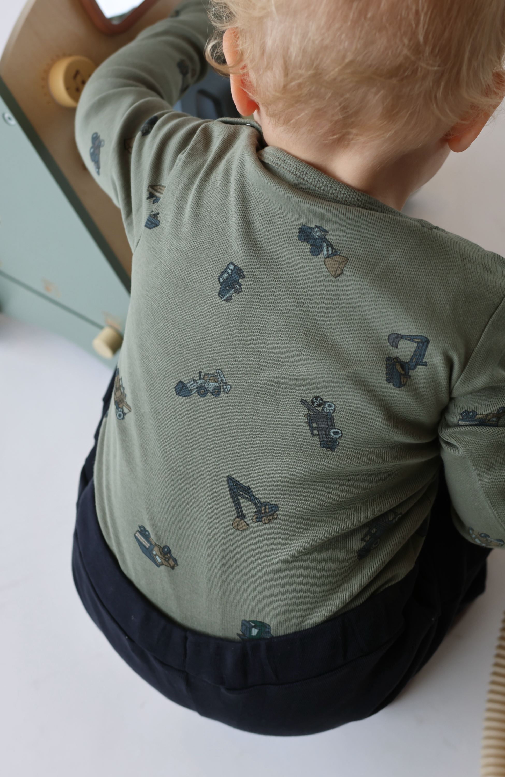 Body L/S Freddie - Dusty Green Cars st.56-92