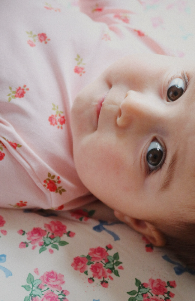 Newborn Onesie - Rosa Pink