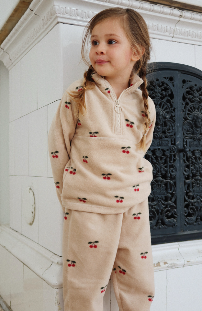 Tavi Fleece Pants - Cherry