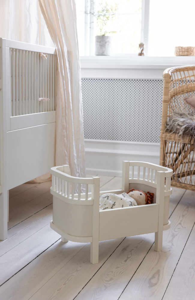 Doll’s Bed with mattress - Classic White