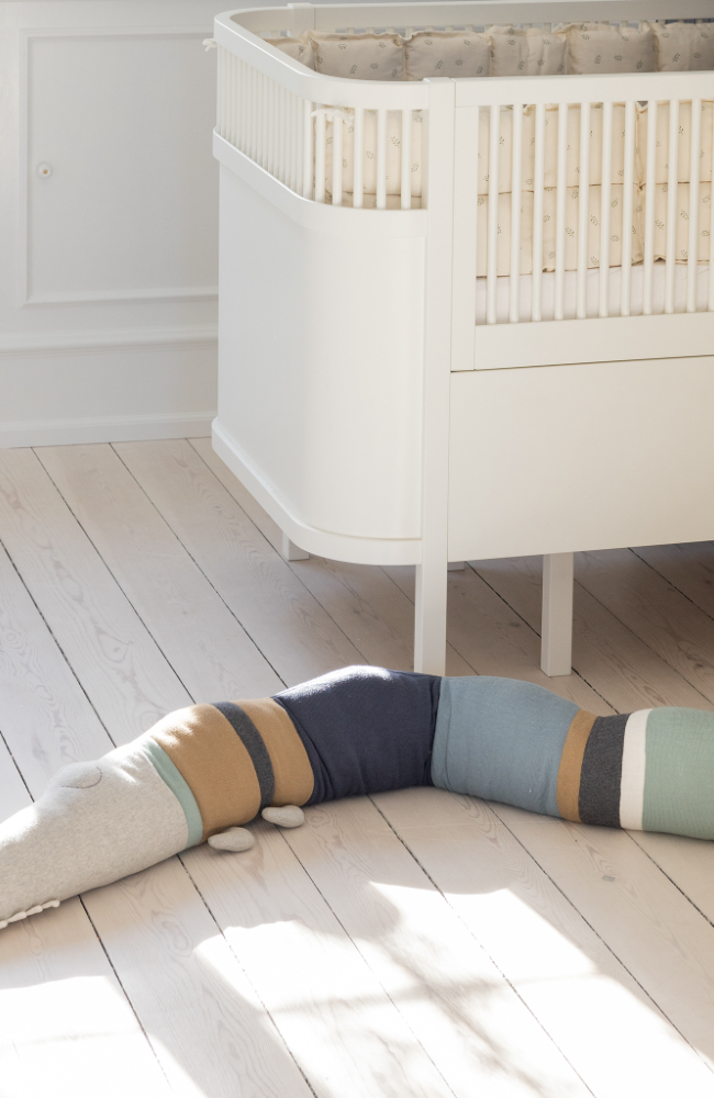 Sleepy Croc, Knitted cushion - Dusty Blue Mix