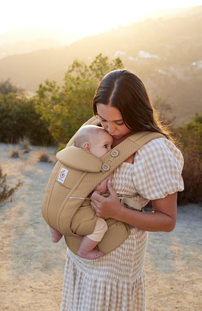 Burðarpoki Omni Breeze - Camel Brown