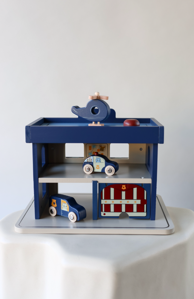 Wooden Police Station - Multi