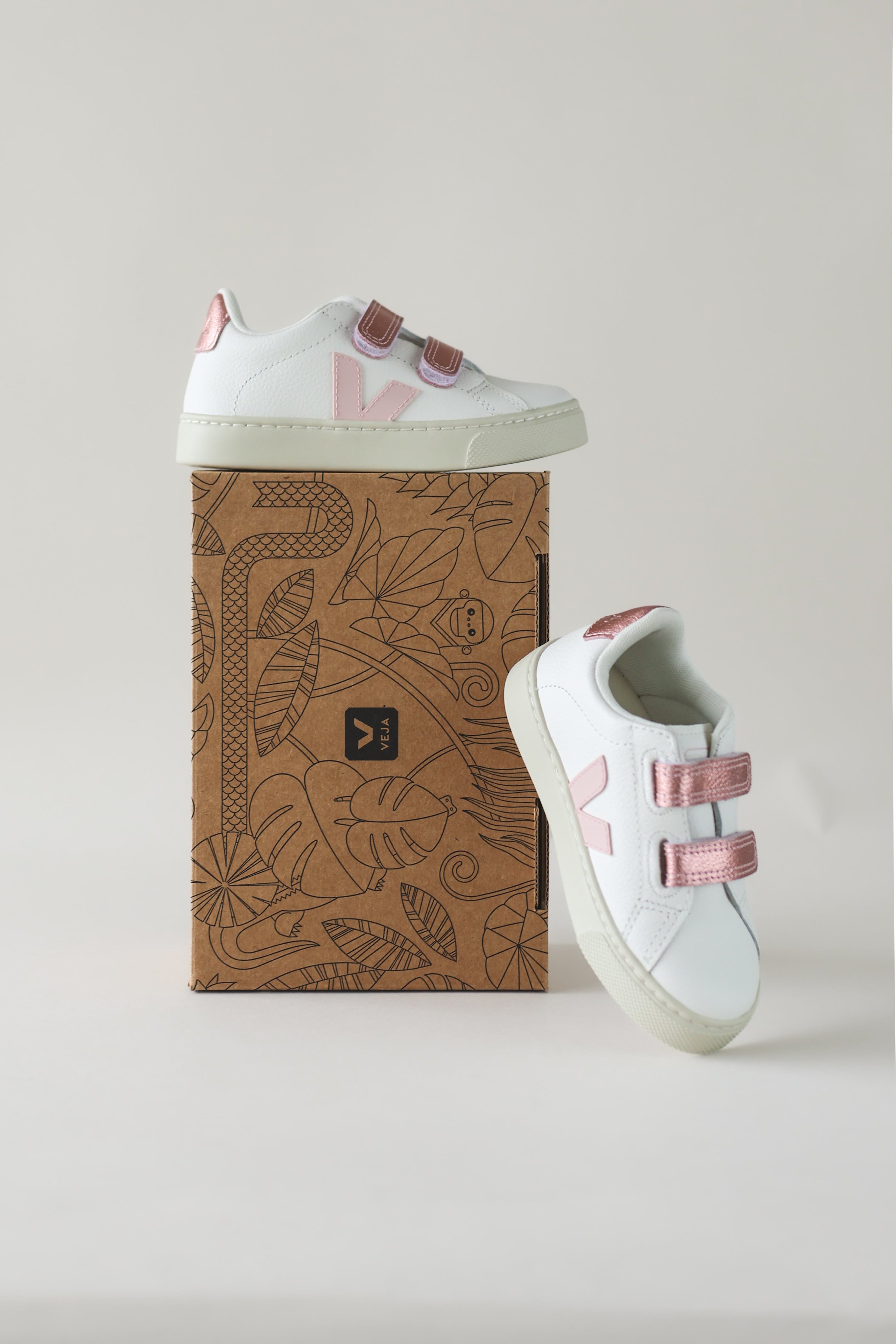 Espelar Leather - White/Petale/Necre