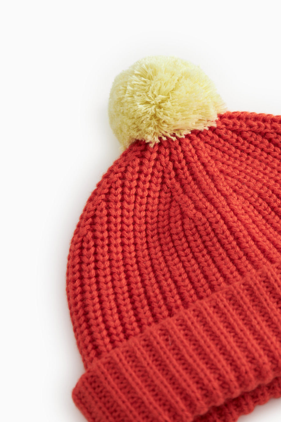Atlas Pompom Hat - Pomegranate