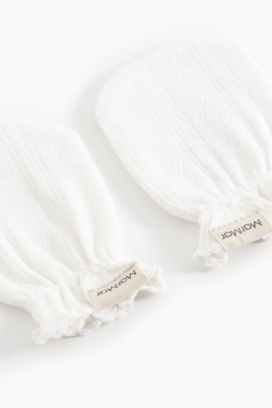 Newborn Gloves Pointelle - Gentle White