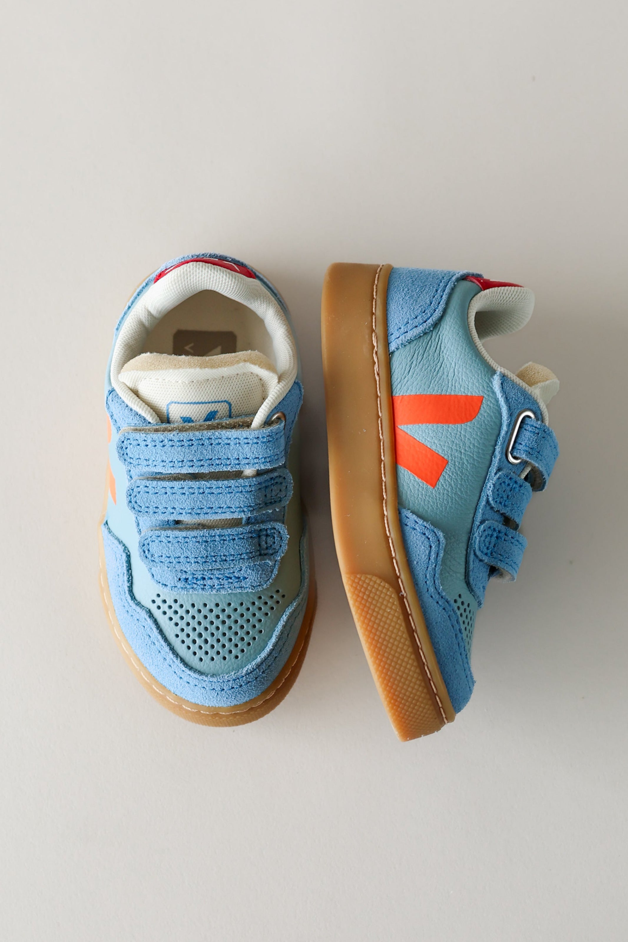 V90 Leather Sneakers - Steel / Fury / Natural