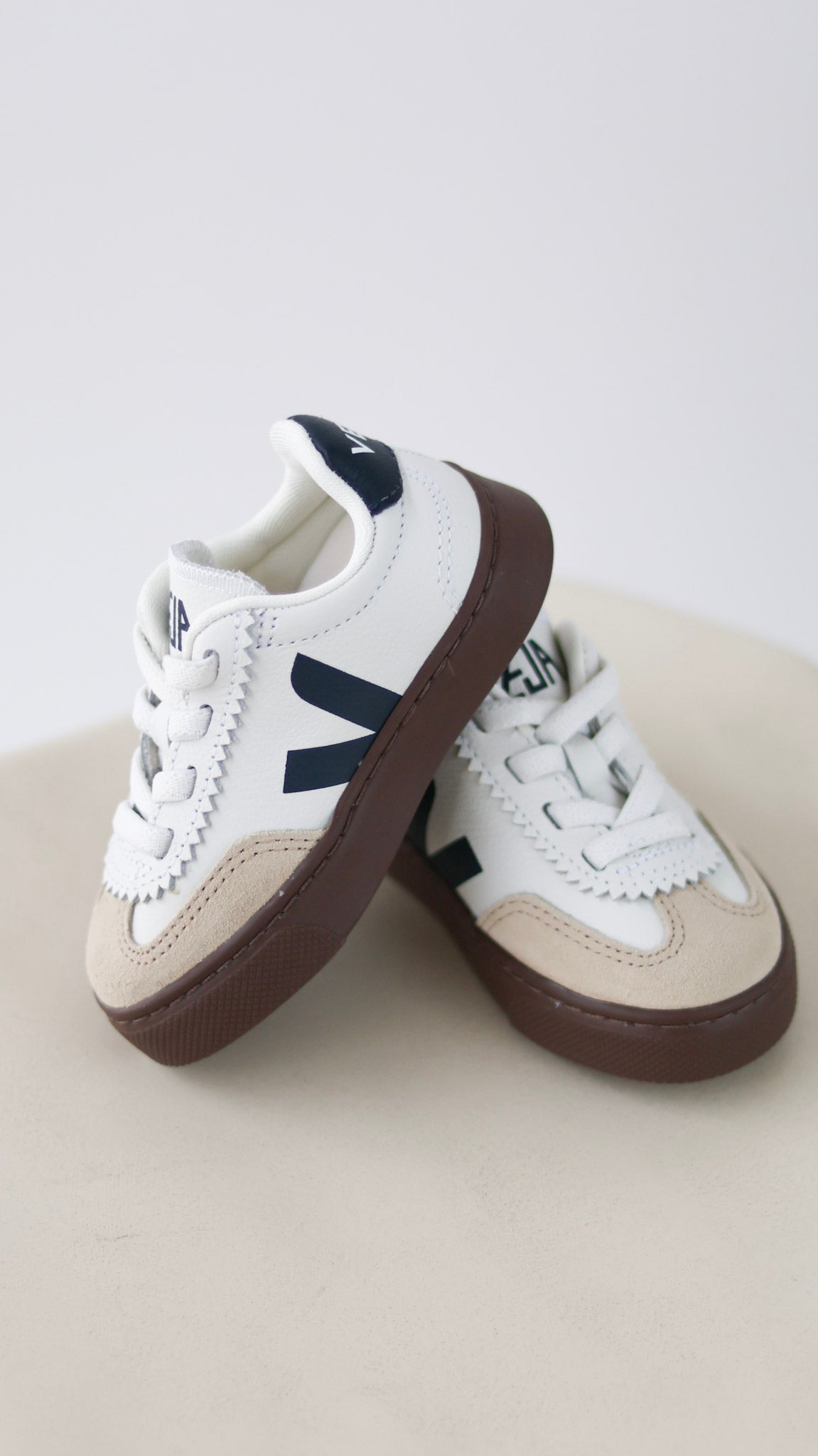 Volley O.T - White/Nautico/Bark
