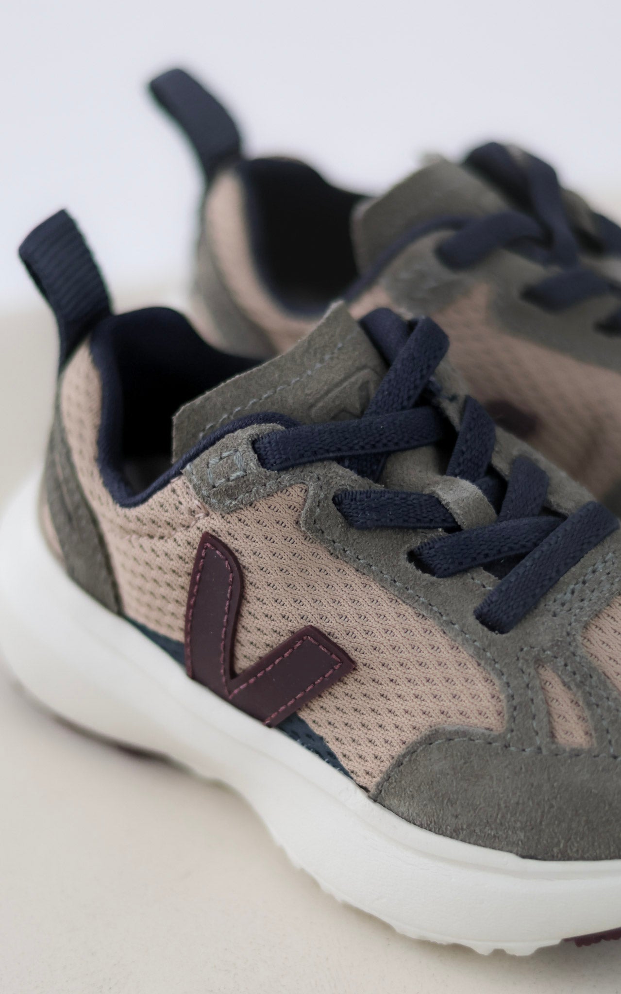 Bonpoint x Veja Canary Fabric Sneakers - Beige