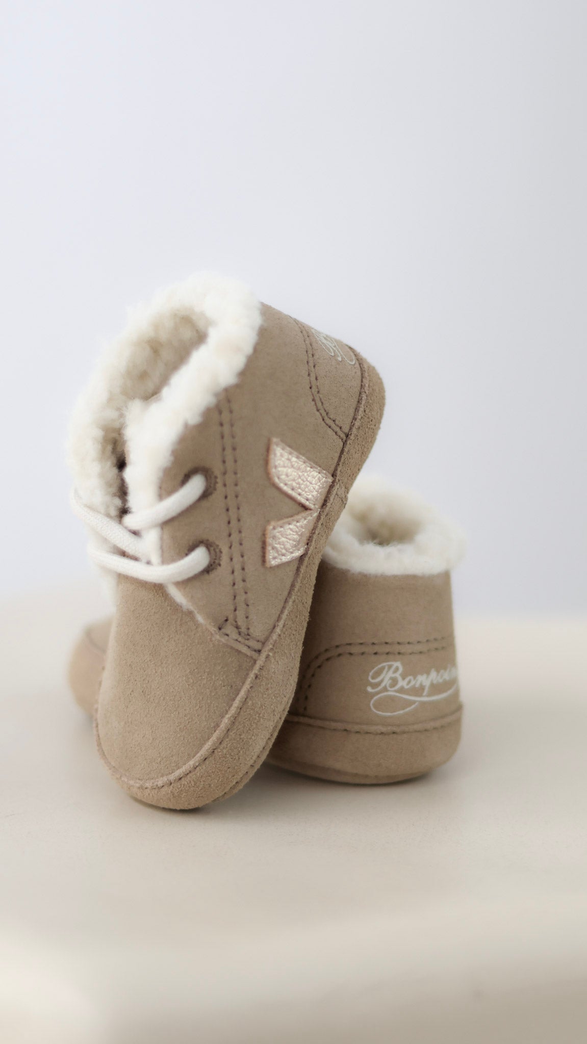 Bonpoint x Veja Baby Winter in leather