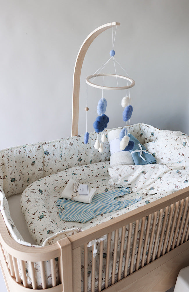 Cot Bumper - Sea Garden