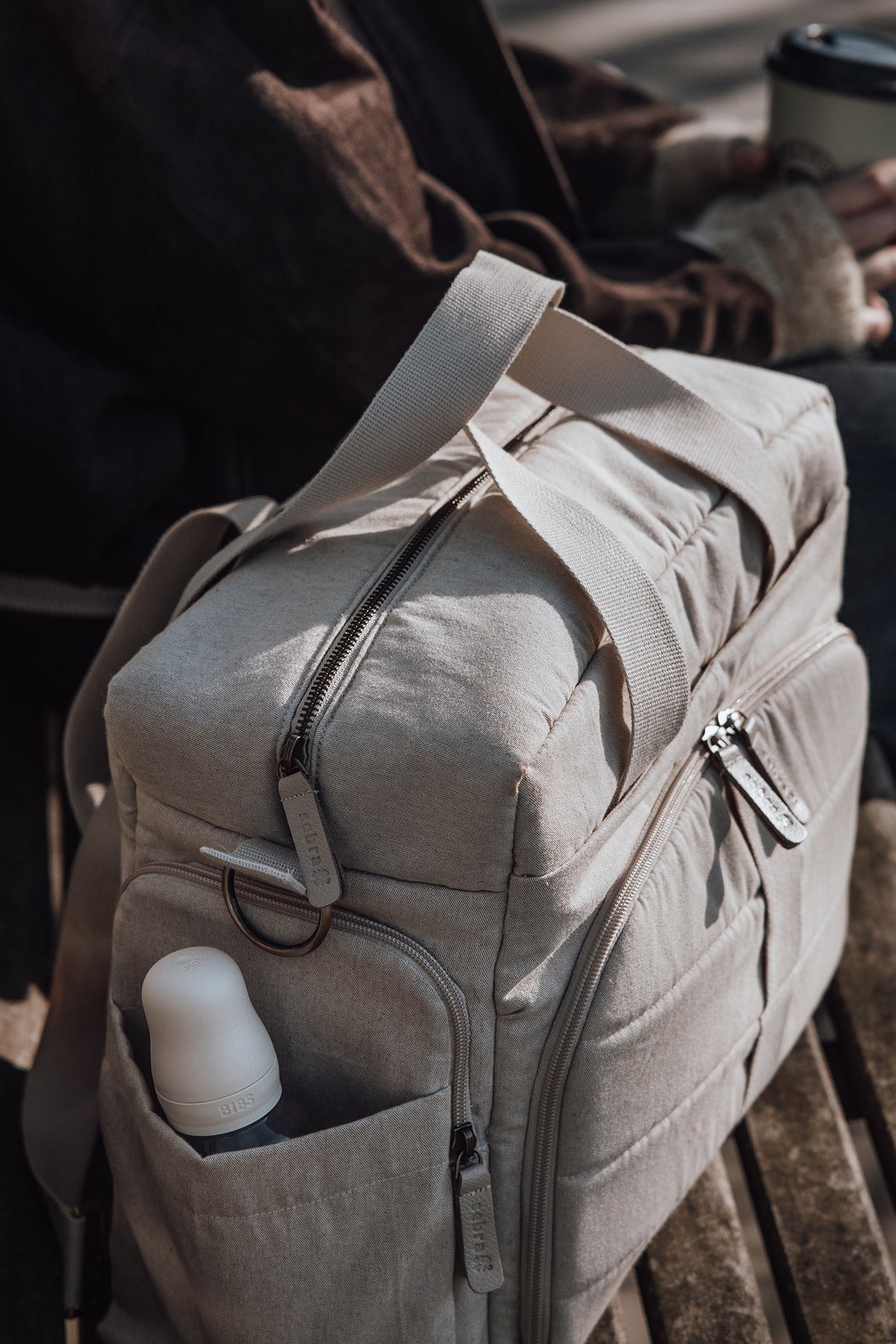 On-the-go Nursing Bag - Beige Melange