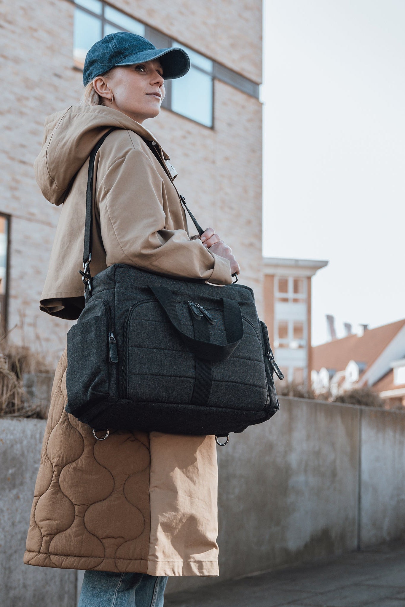 On-the-go Nursing Bag - Dark Grey Melange
