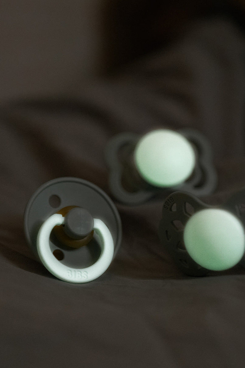 Colour Latex Glow in the Dark - Sage/Pine
