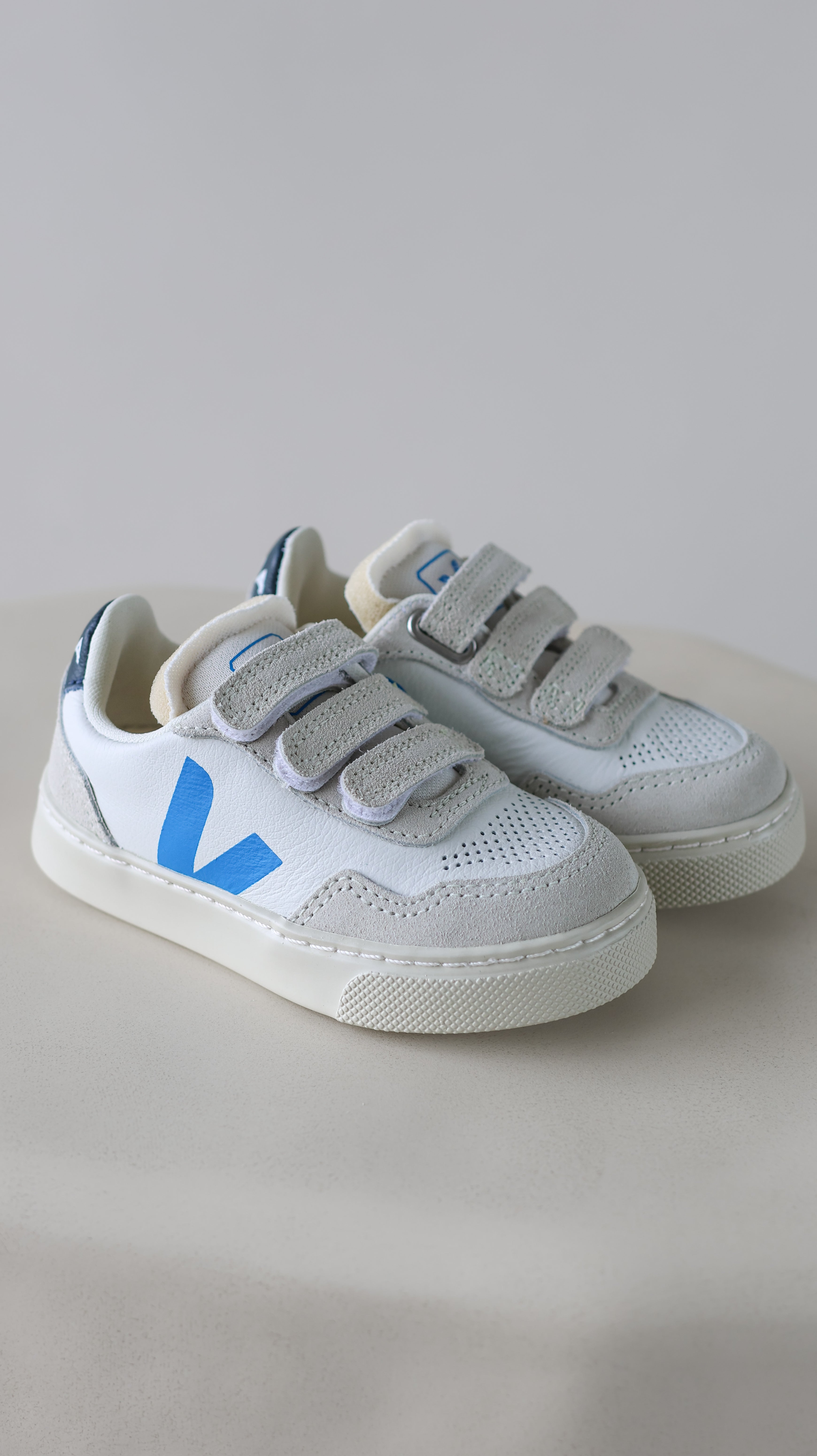 V-90 O.T Leather - Extra White/Egee