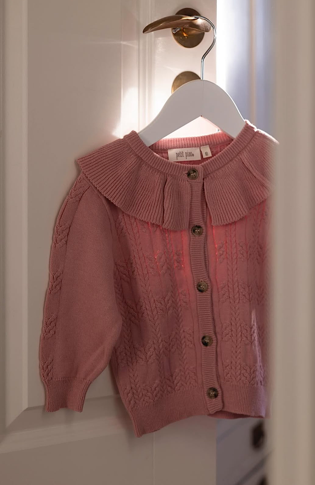 Cardigan Knit Cabel Collar - Bright Rose