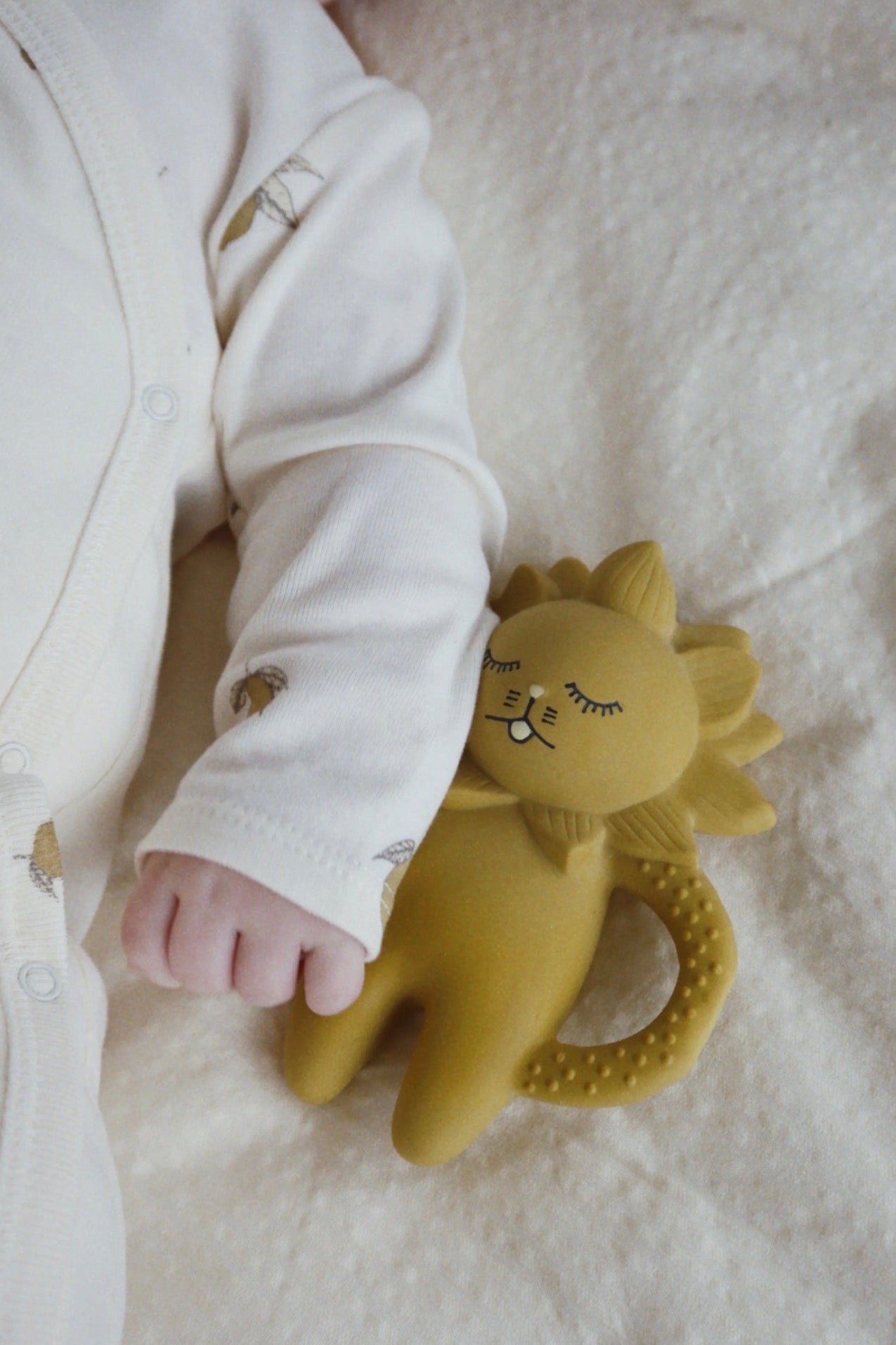 Teeth Soother - Lion Mustard
