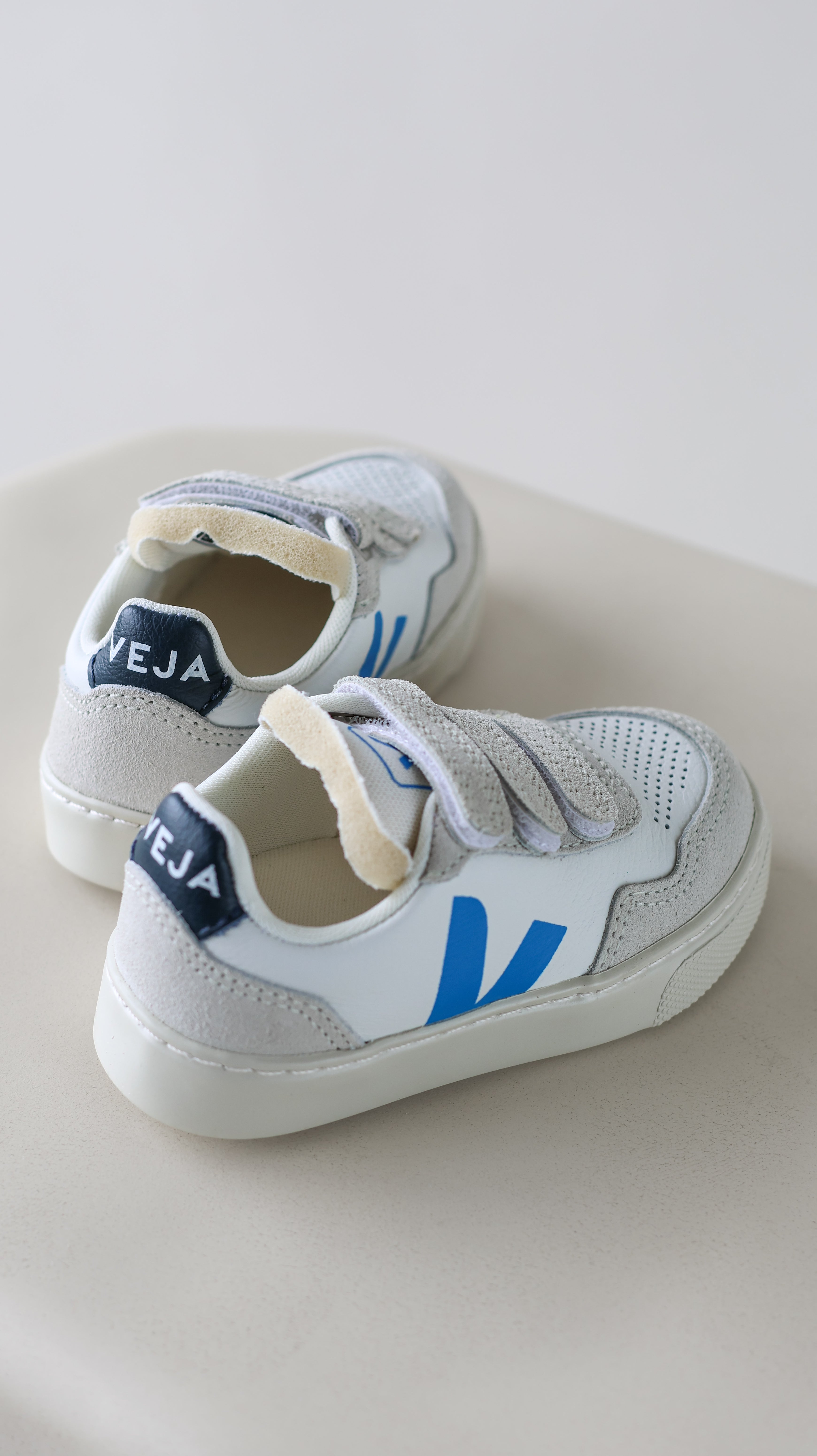 V-90 O.T Leather - Extra White/Egee