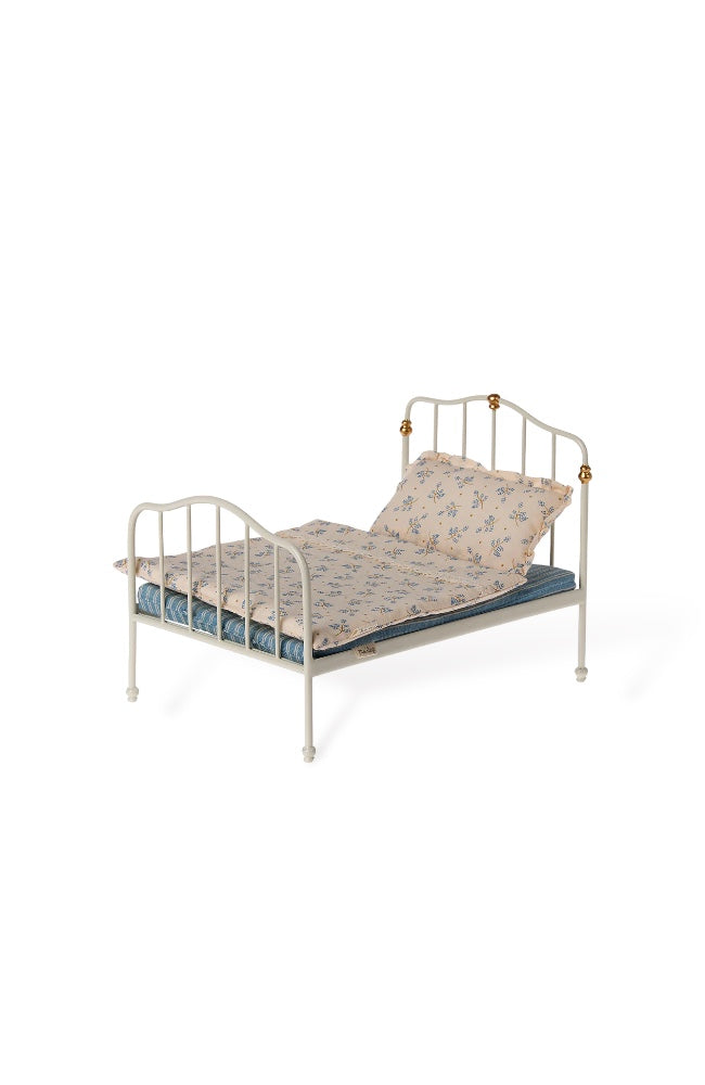 Bed, Mouse Blue - Off White