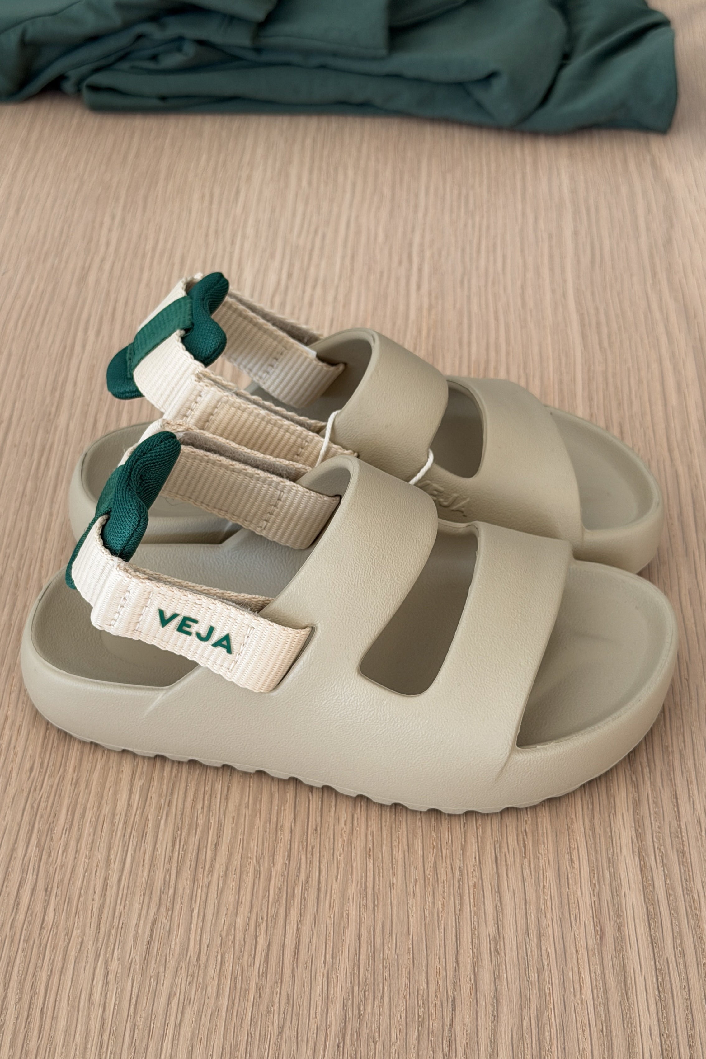 Etna Sandals - Almond