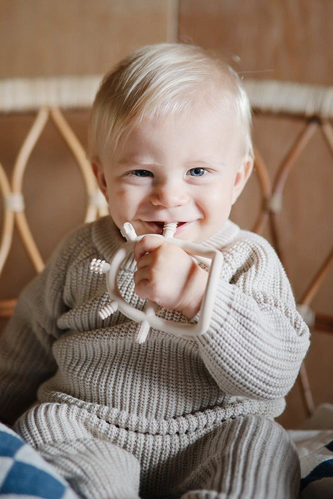 No Drop Sensory Teether - Shifting Sand