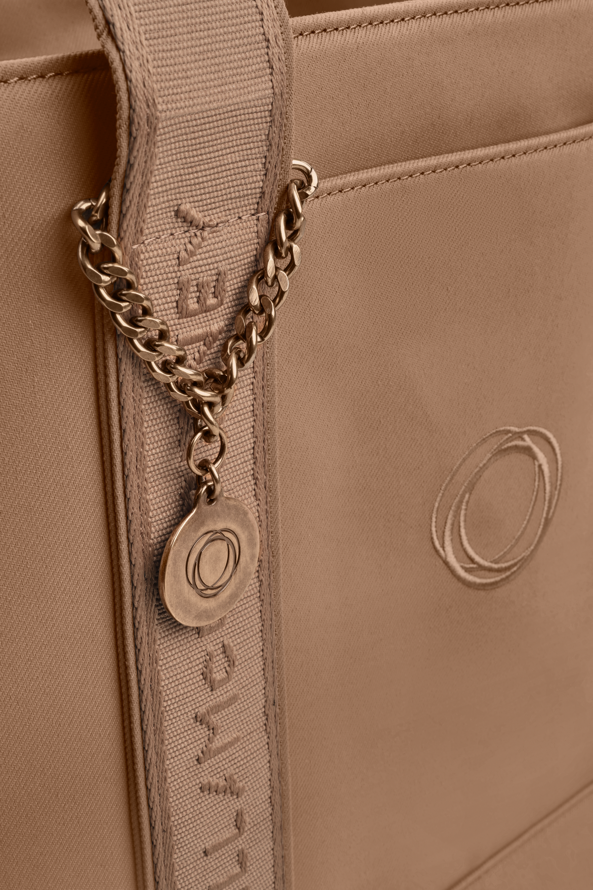Bugaboo Changing Tote Bag x Stella Mccartney