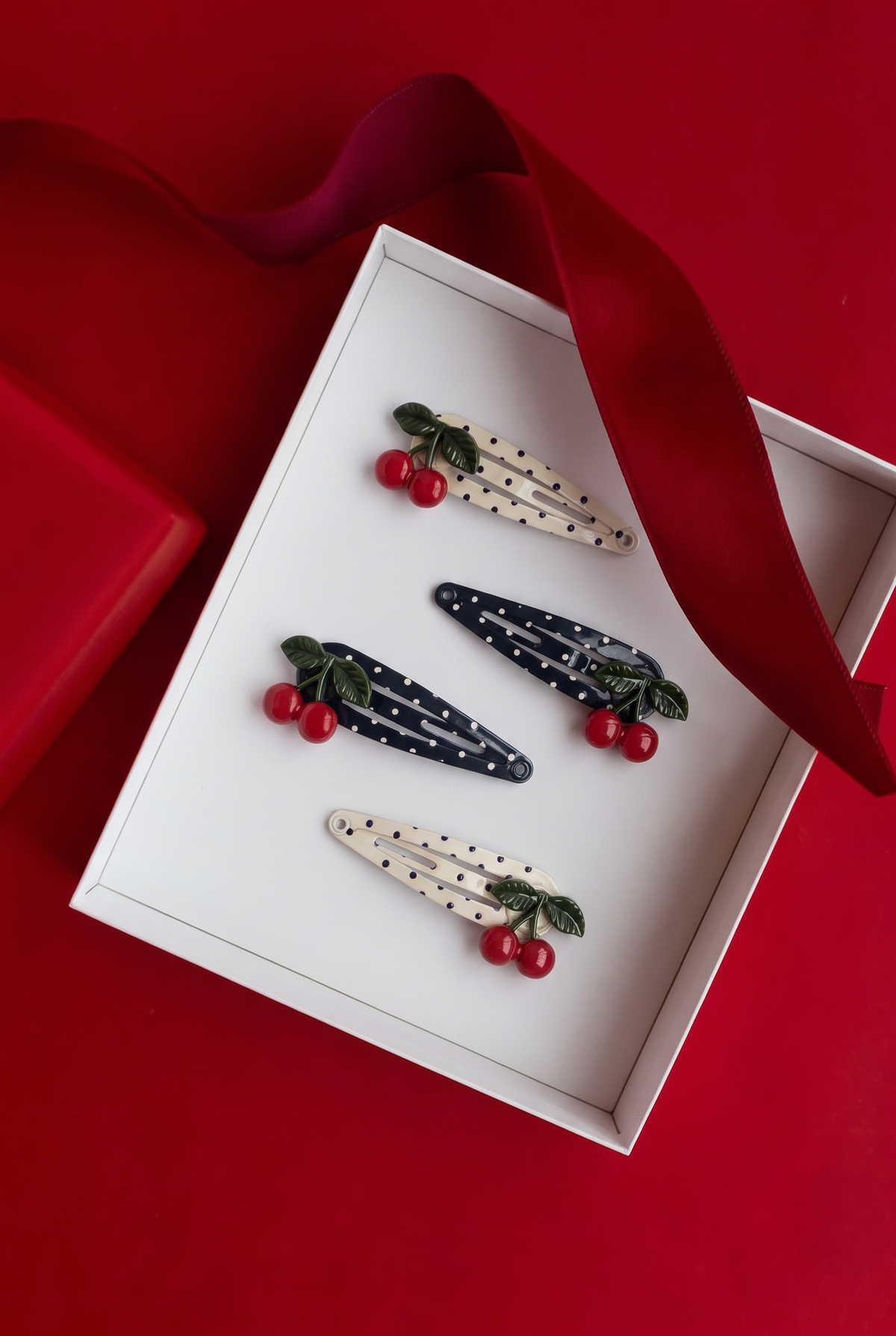 4pk Cherry Dot Hair Clips