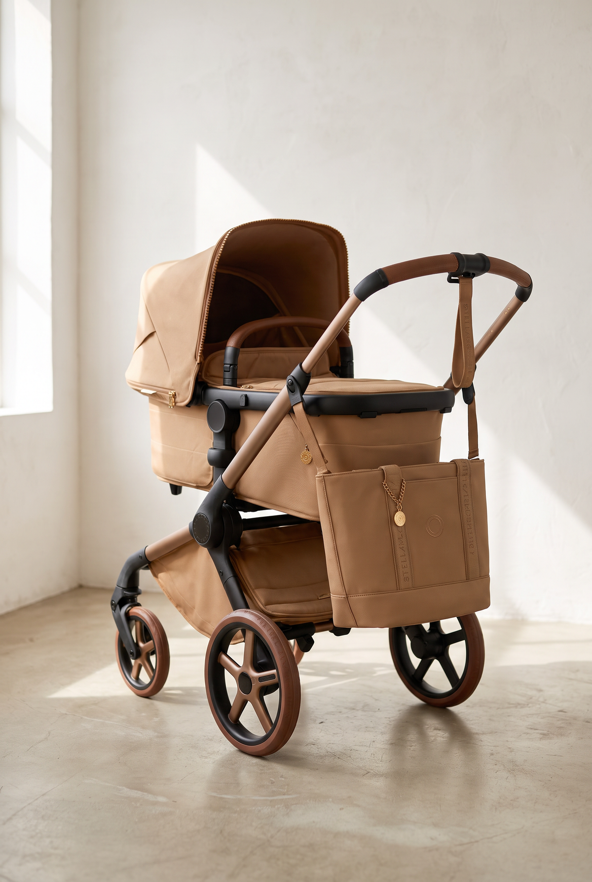 Bugaboo Changing Tote Bag x Stella Mccartney