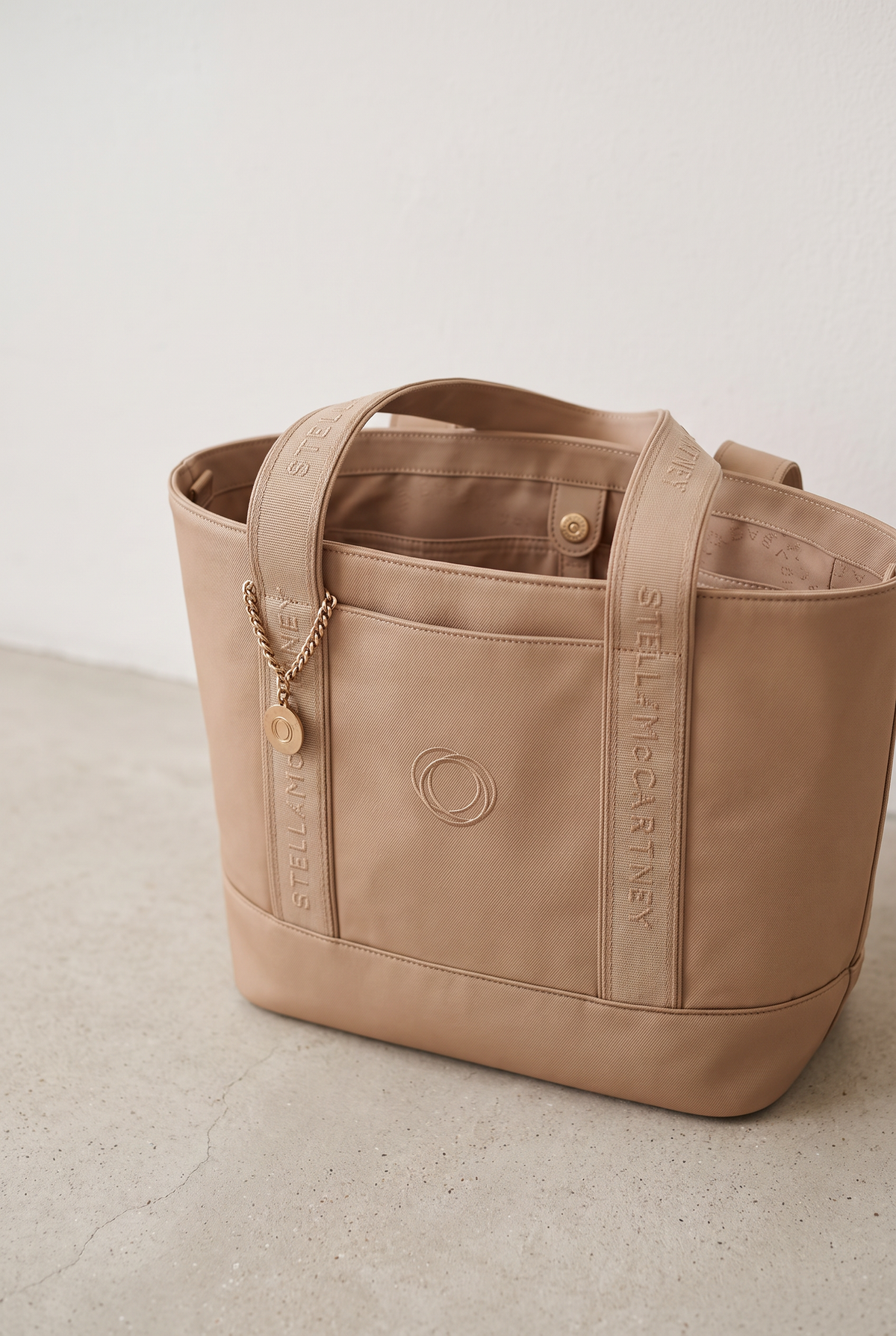 Bugaboo Changing Tote Bag x Stella Mccartney