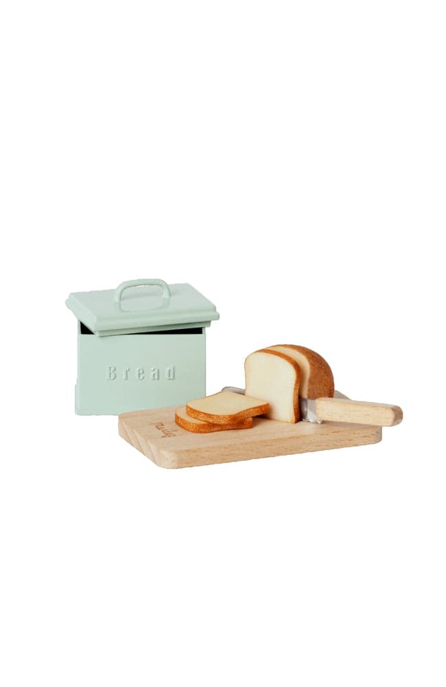 Miniature Bread Box W. Cutting Board And Knife